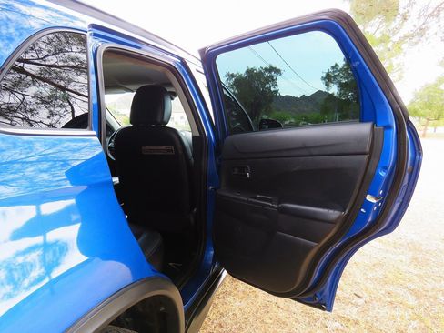 Used 2016 Mitsubishi Outlander Sport GT FWD image 15