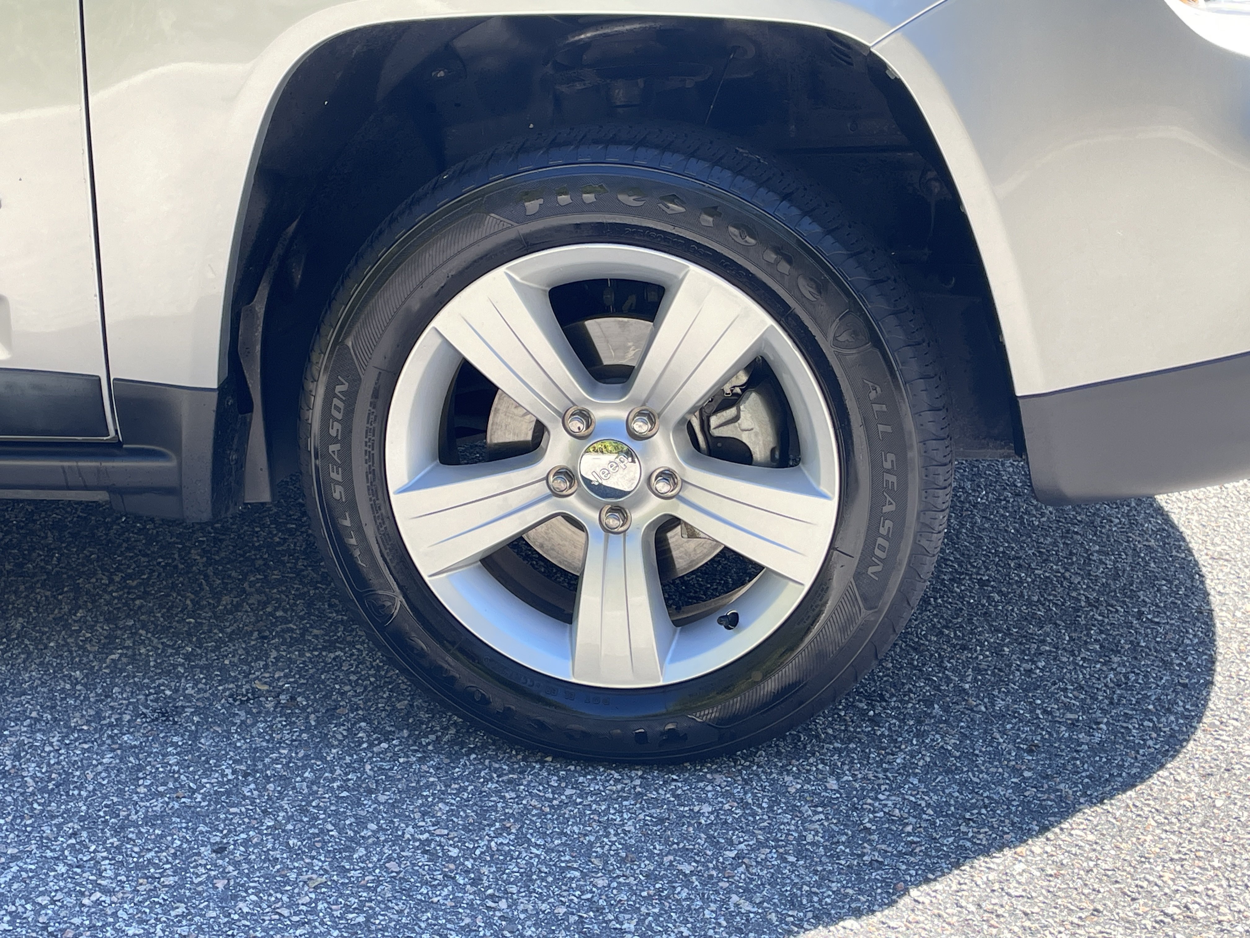 Used 2011 Jeep Compass 2WD image 12
