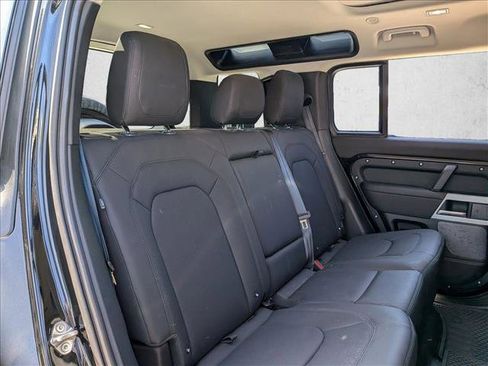 Used 2024 Land Rover Defender 110 S image 16