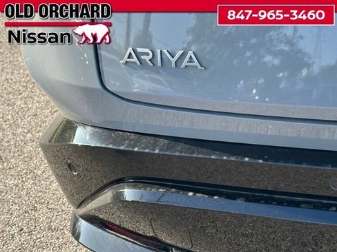 Used 2024 Nissan Ariya AWD image 9