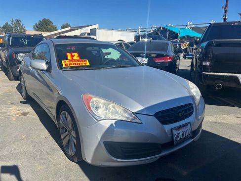 Used 2012 Hyundai Genesis 2.0T image 23