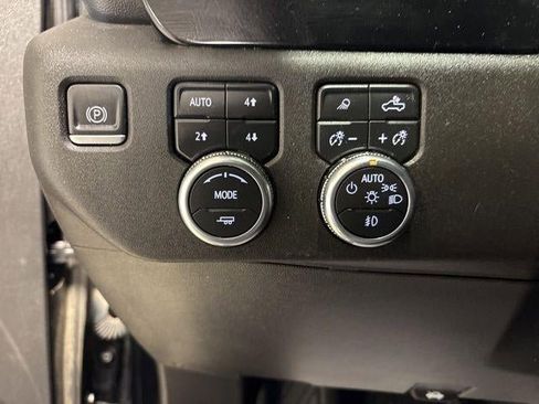 Used 2022 GMC Sierra 1500 SLT image 14