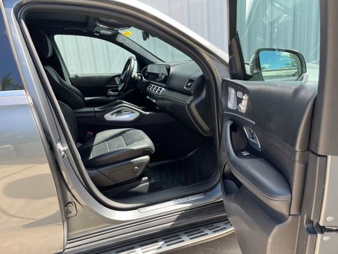 Used 2020 Mercedes-Benz GLS 450 4MATIC image 16