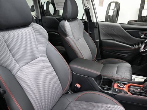 Used 2019 Subaru Forester Sport image 9