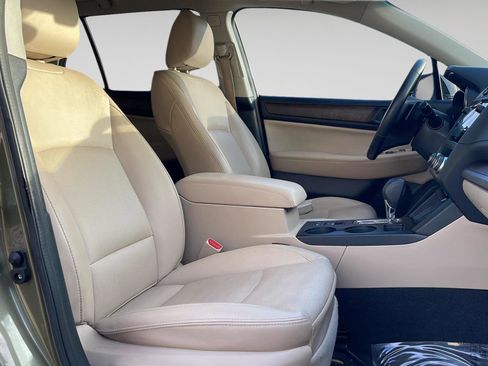 Used 2015 Subaru Outback 2.5i Limited image 3