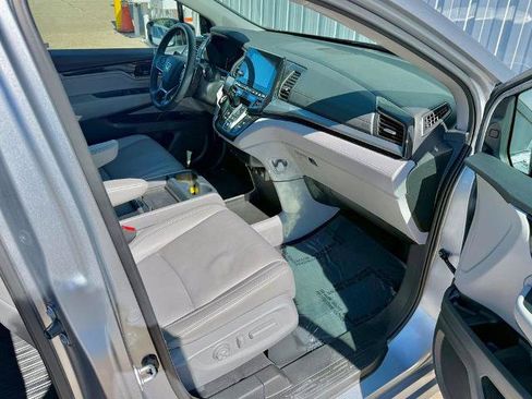 Used 2023 Honda Odyssey Touring image 25