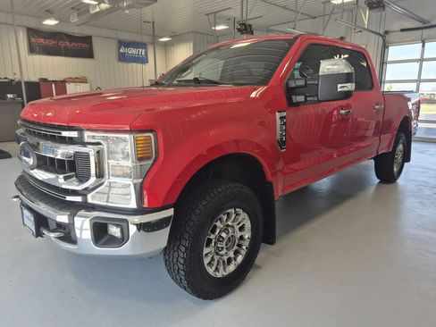 Used 2020 Ford F350 XLT w/ XLT Premium Package AWD/4WD image 6