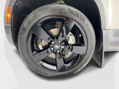 Used 2024 Land Rover Defender 130 S AWD/4WD image 12