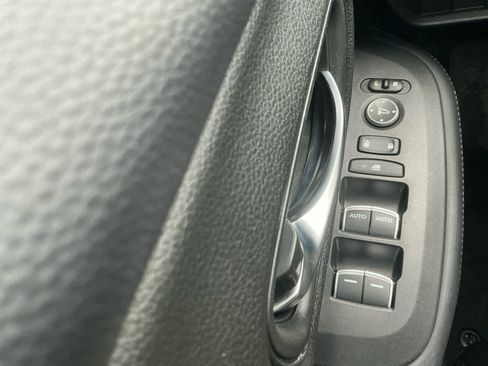 Used 2023 Honda HR-V EX-L image 20