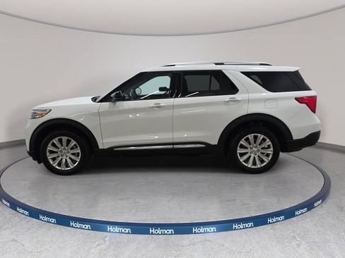 Used 2023 Ford Explorer King Ranch w/ Technology Package AWD/4WD image 9