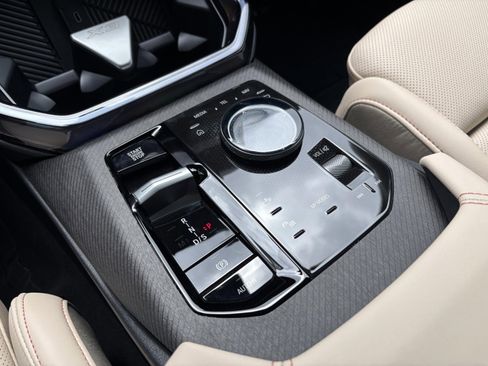 Used 2026 BMW X3 xDrive30 w/ Convenience Package image 13