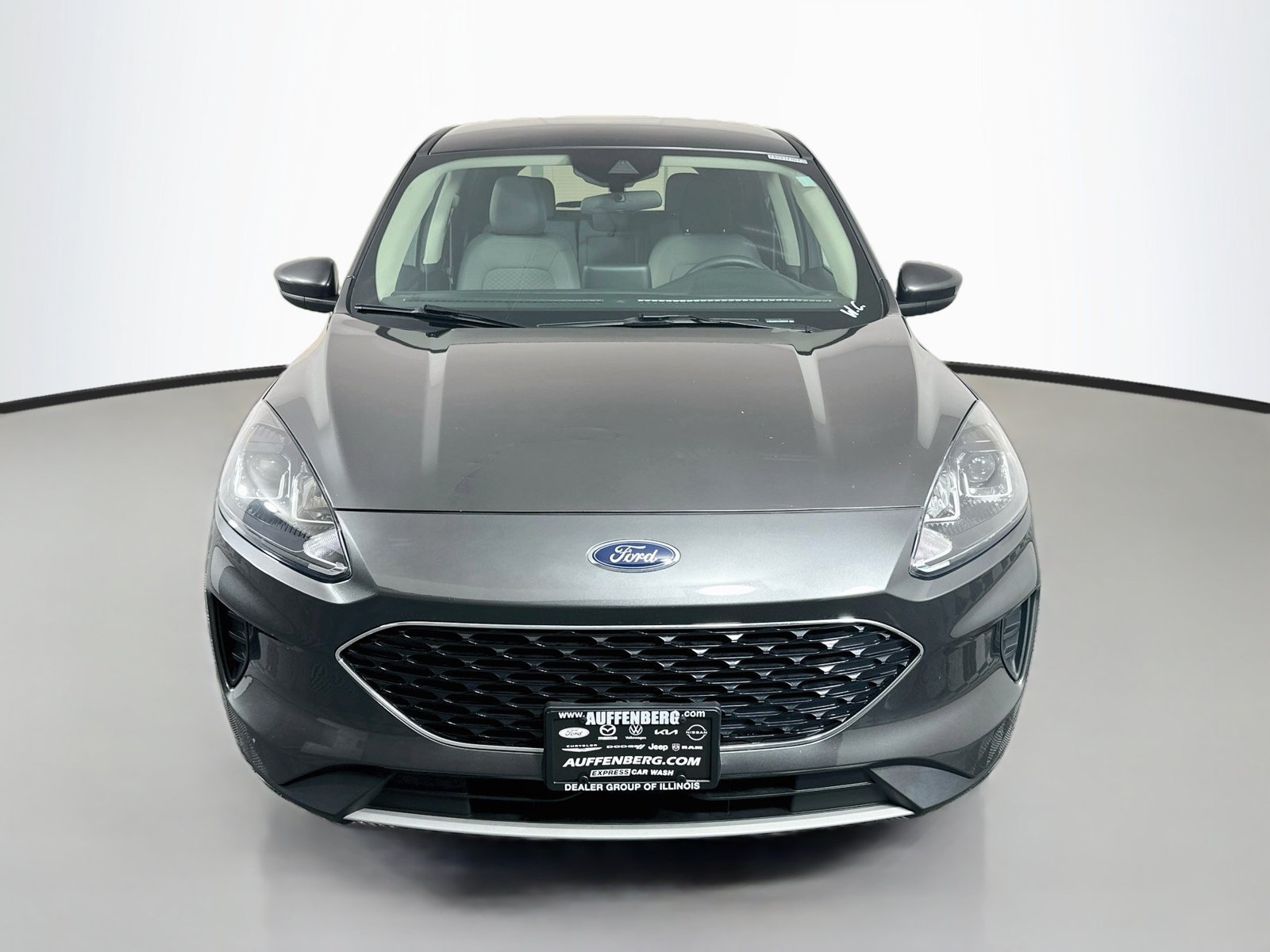 Used 2020 Ford Escape SE FWD image 2