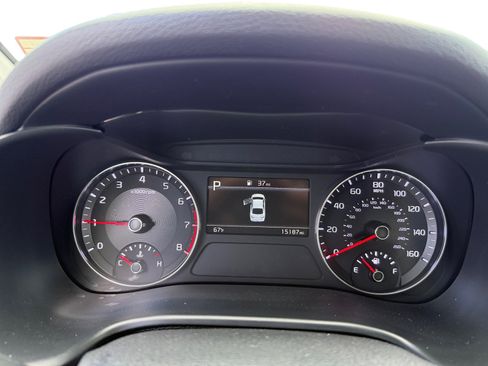 Used 2023 Kia Forte LXS w/ LXS Technology Package FWD image 11