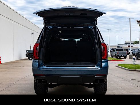 Used 2025 GMC Yukon XL Denali w/ Sun & Power Step Package AWD/4WD image 9