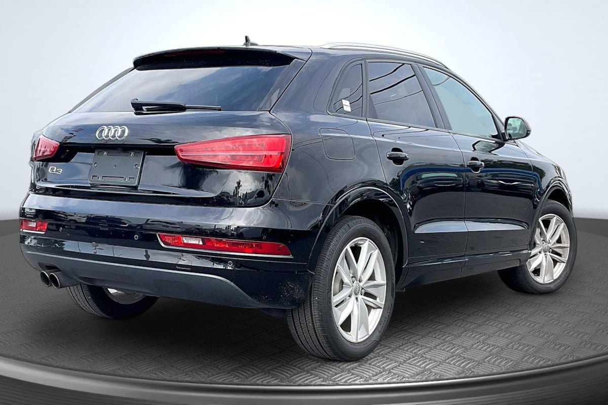 Used 2017 Audi Q3 2.0T Premium w/ Convenience Package FWD image 13