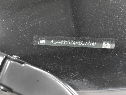 Used 2024 Buick Encore GX Preferred FWD image 34