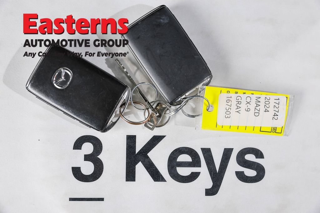 Used 2024 MAZDA CX-90 Plug-In Hybrid w/ Preferred AWD/4WD image 27