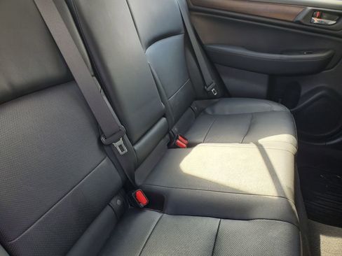 Used 2015 Subaru Legacy 2.5i Limited image 37