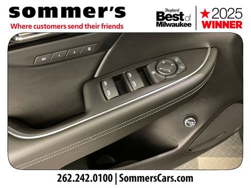 Used 2023 Buick Envision Essence AWD/4WD image 11