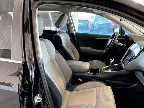Used 2025 Subaru Outback Premium image 11