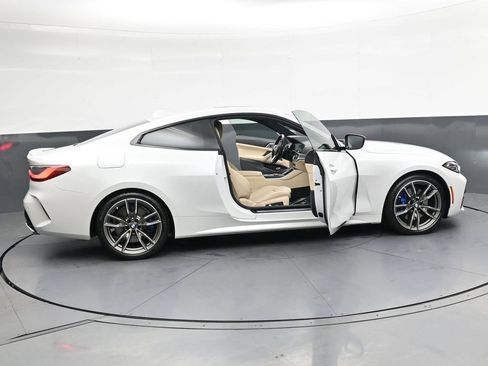 Used 2022 BMW M440i Coupe w/ Premium Package image 35
