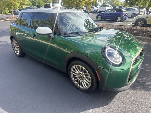Used 2025 MINI Cooper S FWD image 2