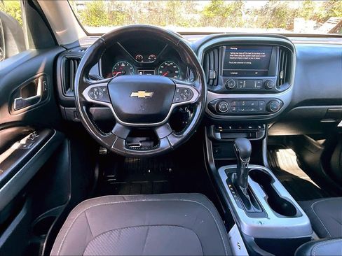 Certified 2022 Chevrolet Colorado LT w/ Fleet Safety Package image 12