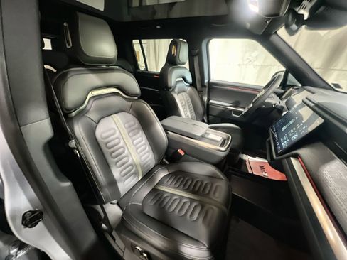Used 2026 Rivian R1S Adventure image 24