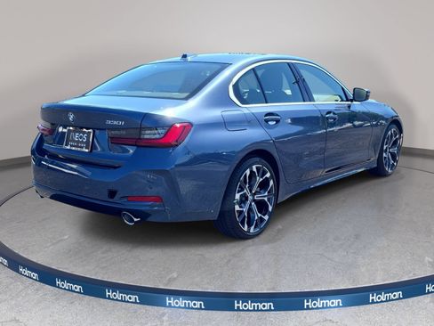 Used 2025 BMW 330i Sedan w/ Premium Package RWD image 6
