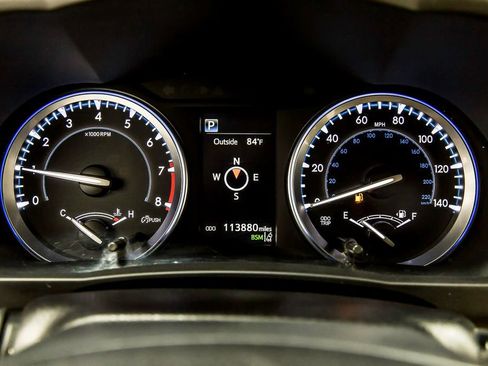 Used 2017 Toyota Highlander Limited FWD image 17
