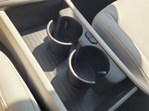 New 2026 Hyundai Kona SEL Premium image 10