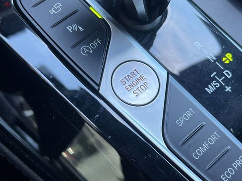 Used 2023 BMW X4 xDrive30i image 22