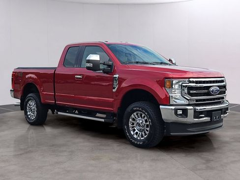 Used 2021 Ford F250 Lariat w/ Chrome Package AWD/4WD image 3