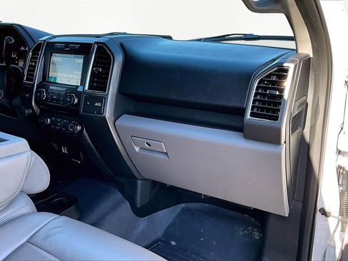 Used 2017 Ford F150 XLT w/ Equipment Group 302A Luxury image 17