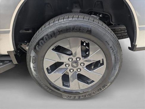 New 2025 Ford F150 Lightning Lariat image 9