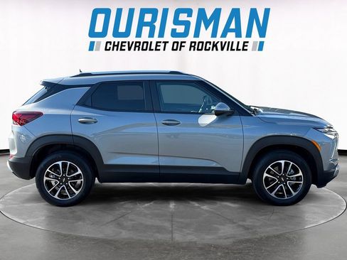 Used 2024 Chevrolet TrailBlazer LT AWD/4WD image 7