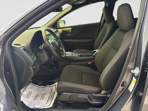 Used 2022 Honda HR-V Sport image 12
