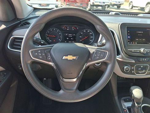 Used 2023 Chevrolet Equinox LS AWD/4WD image 12