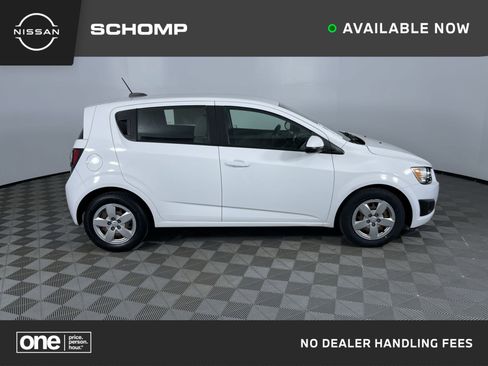 Used 2016 Chevrolet Sonic LS image 1