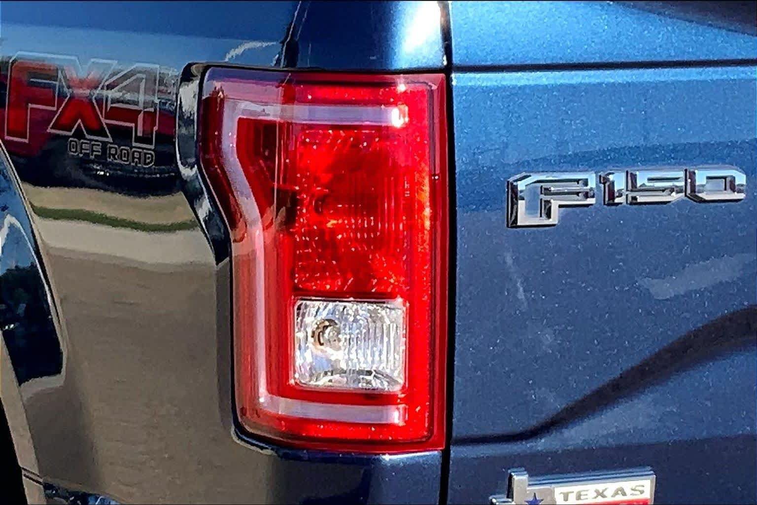 Used 2016 Ford F150 XLT w/ Equipment Group 302A Luxury AWD/4WD image 28