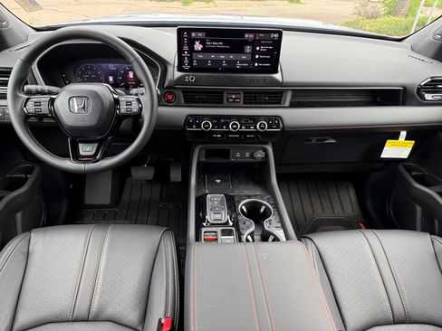 Certified 2026 Honda Passport TrailSport Elite image 17