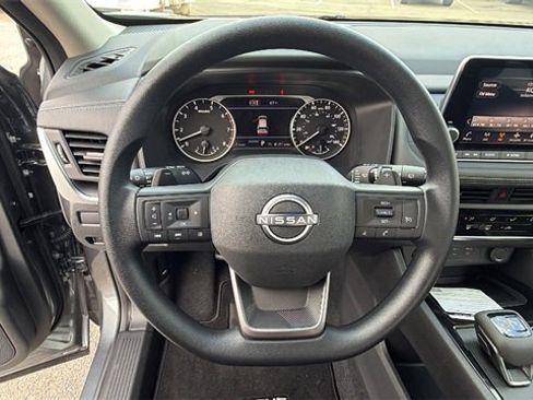 New 2026 Nissan Rogue S image 25