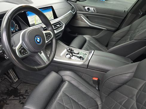 Used 2023 BMW X5 xDrive45e w/ M Sport Package image 11