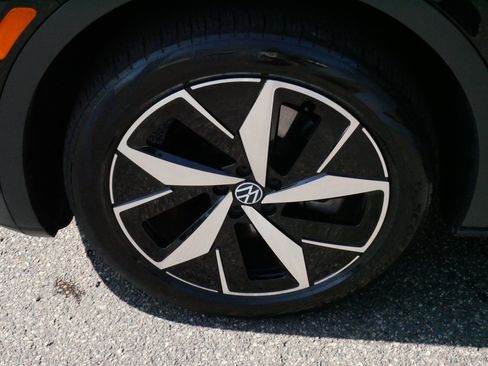 Certified 2023 Volkswagen ID.4 Pro S AWD/4WD image 16