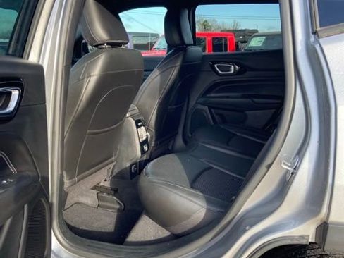 Used 2022 Jeep Compass Altitude image 10
