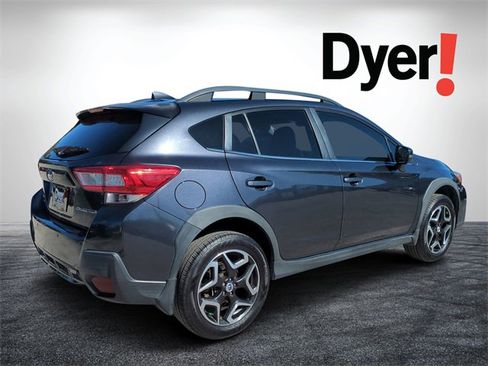 Used 2018 Subaru Crosstrek 2.0i Limited image 3