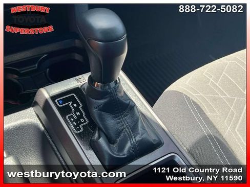 Used 2020 Toyota Tacoma TRD Sport w/ Technology Package AWD/4WD image 30