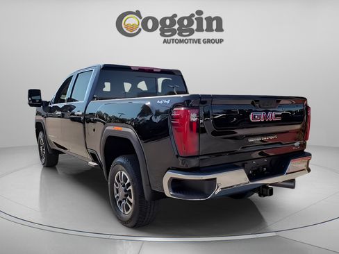 Used 2026 GMC Sierra 3500 SLT w/ SLT Convenience Package AWD/4WD image 6