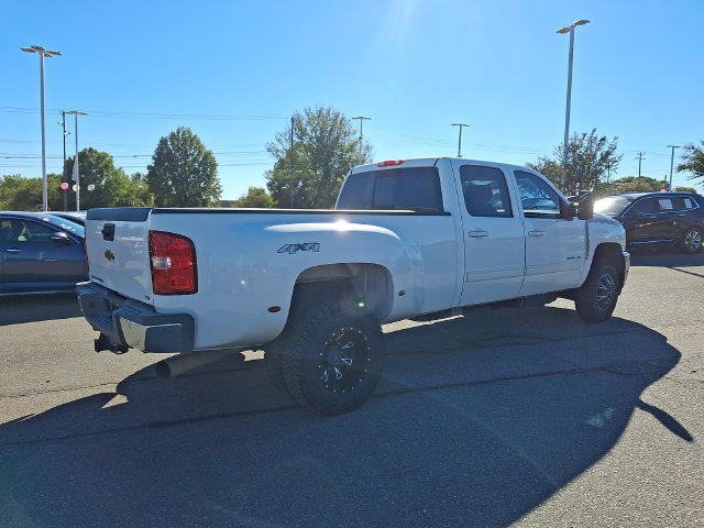 Used 2011 Chevrolet Silverado 3500 LTZ w/ LTZ Plus Package AWD/4WD image 3