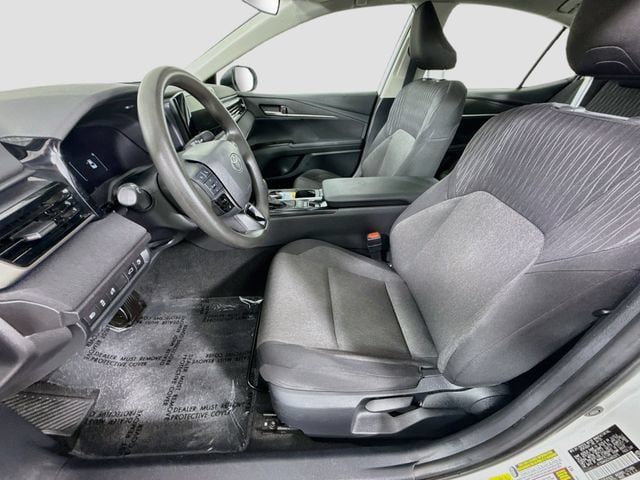Certified 2025 Toyota Camry LE FWD image 21